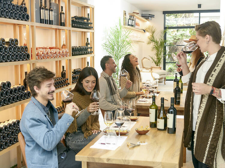 Degustaciones: copa en mano y en movimiento