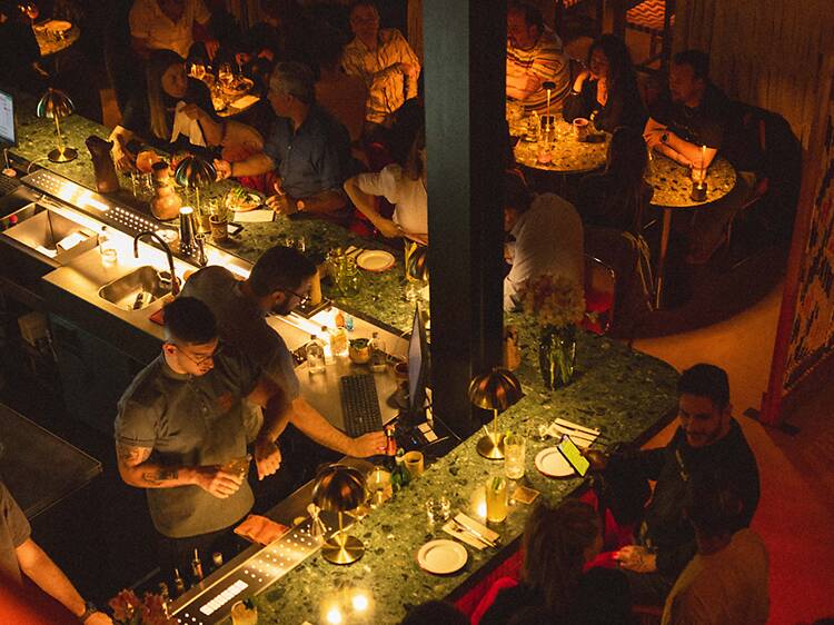 Ronda de bares: gira de cócteles y tapeo