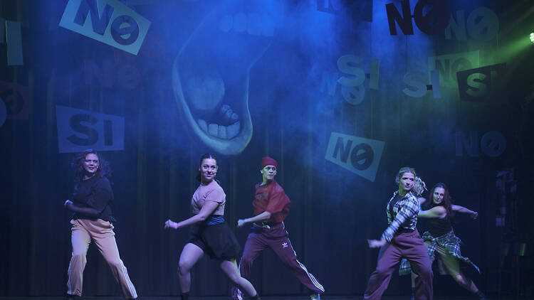 Aquí no podemos hacerlo Aquí no podemos hacerlo