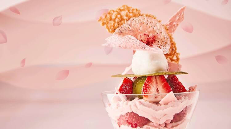 Chocolatier Palais d'Or strawberry chocolate parfait