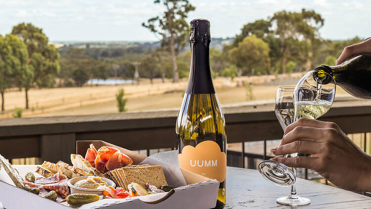 food and wine at Macedon Ranges Autumn Festival at uumm winery