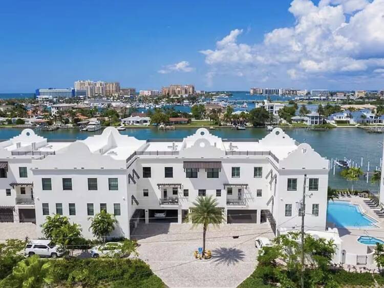 The Intracoastal paradise: Brightwater Blue Townhome