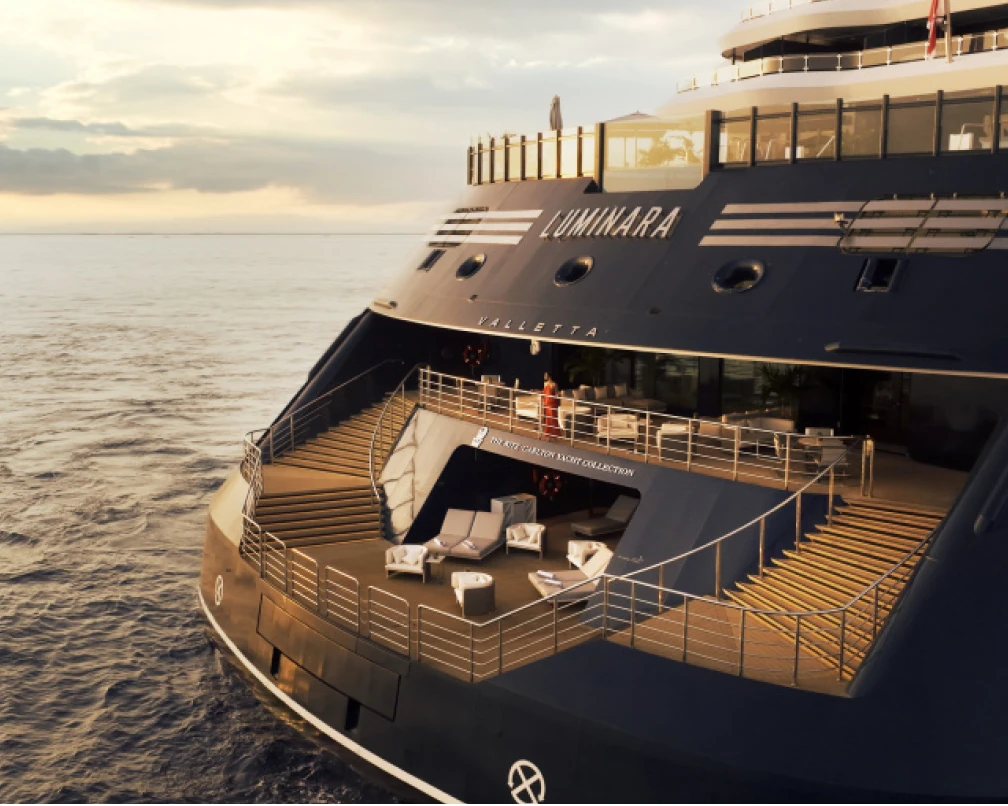 Ritz Carlton Yacht Collection Luminara. 
