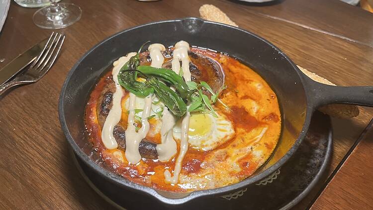 A cast iron of shakshuka