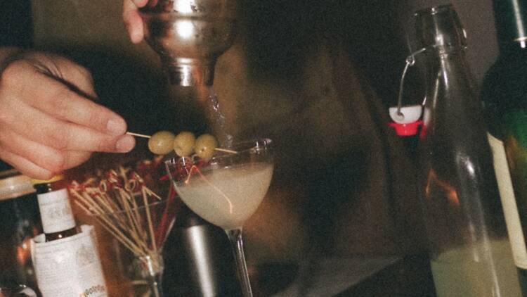 Move from trail to dancefloor at the MASOMETOP takeover at 828.Alleyway