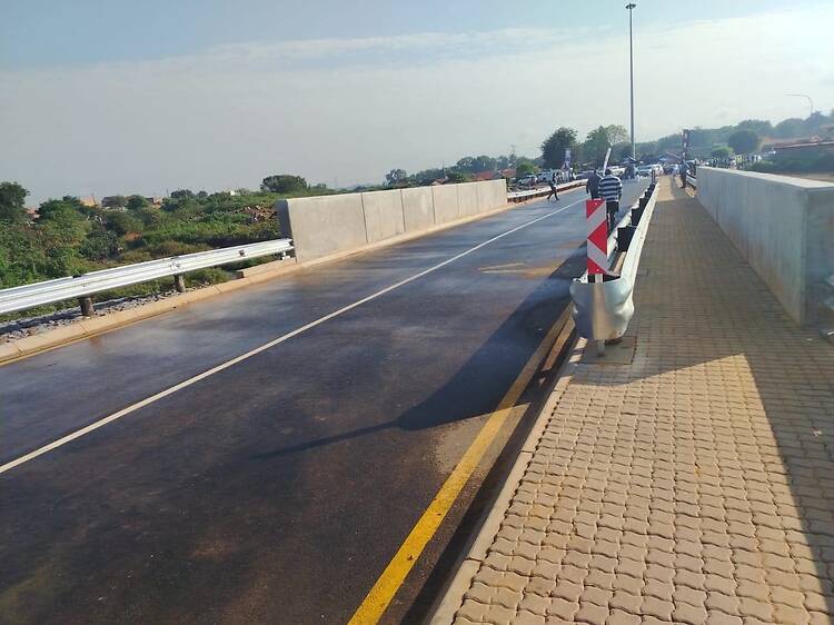 City of Ekurhuleni unveils R25 million Thembisa bridge