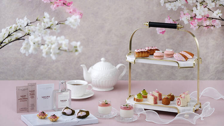 Sky Lounge at Sheraton Hong Kong Hotel & Towers