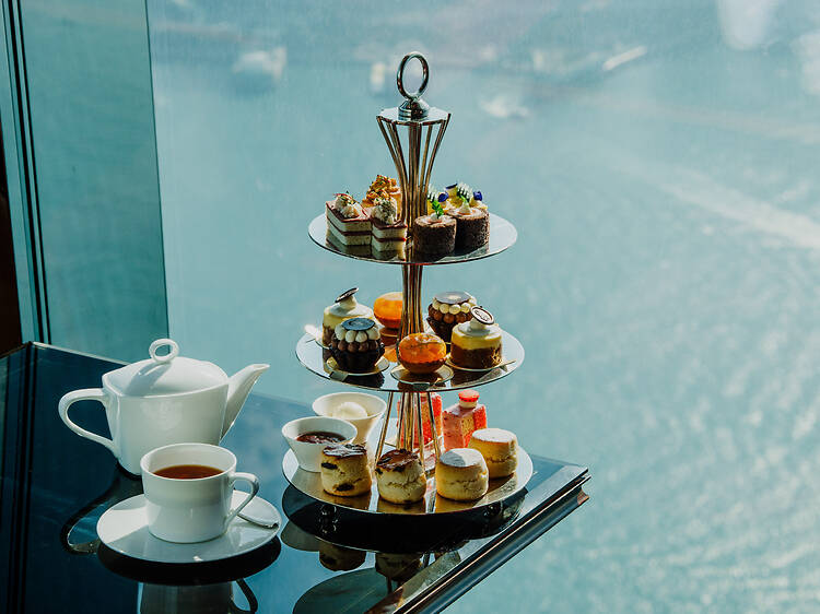 The Lounge & Bar at The Ritz-Carlton, Hong Kong