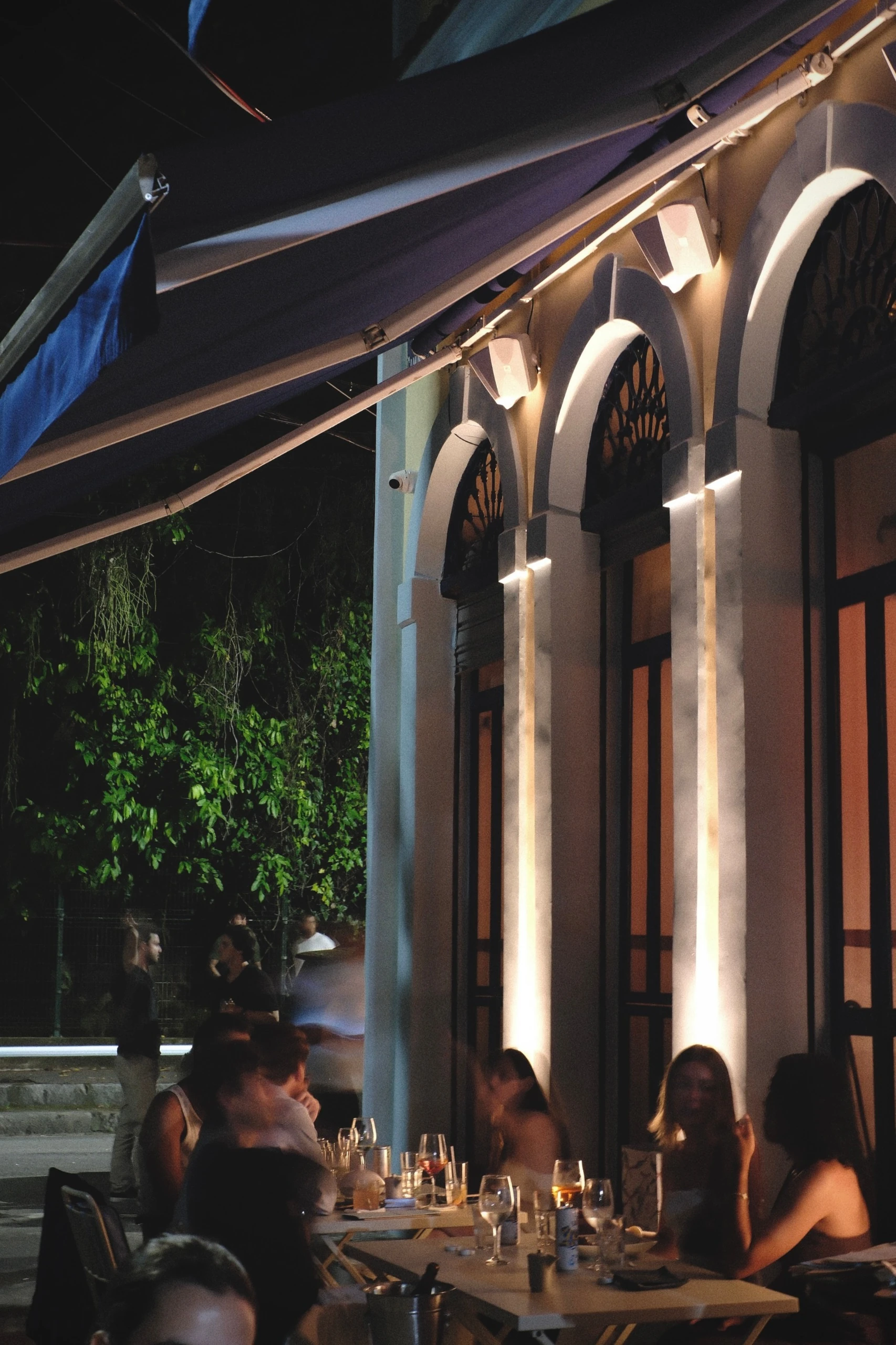 Mesinhas na cal&ccedil;ada