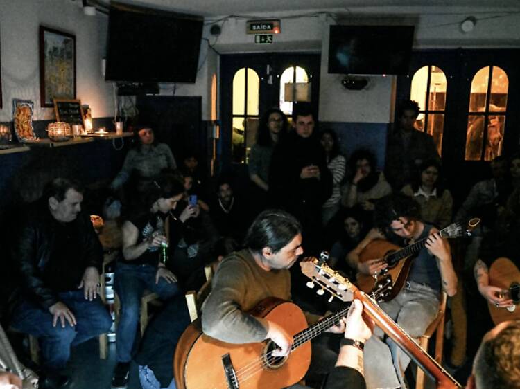 Fado na Típica de Alfama Fado na Típica de Alfama
