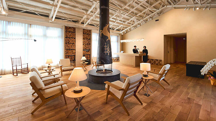 名作家具に囲まれて眠る。