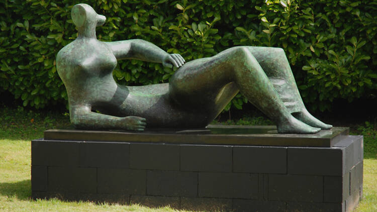 Henry Moore's Reclining Figure 1982