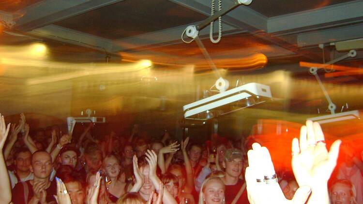 Perjantai: Riivatut (ja rakastetut) Mashupit, Siltanen