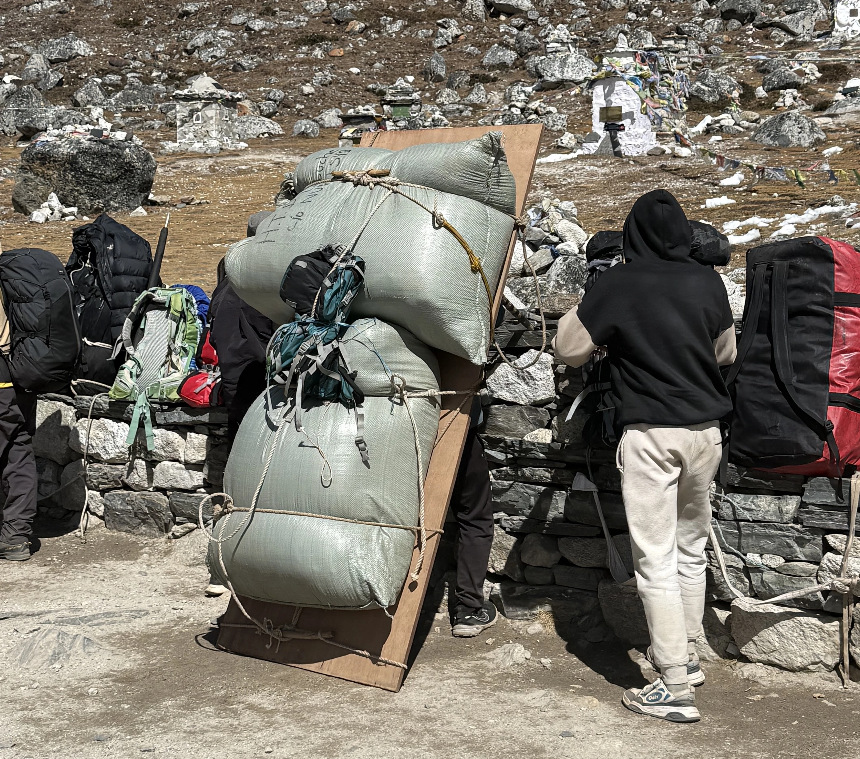 One of the porter cargo loads