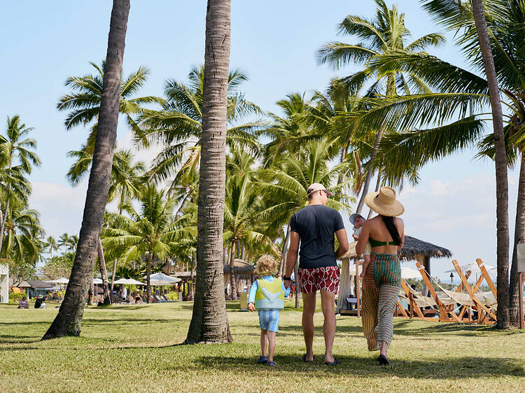 For the barefoot beach bums: Pacific Islands