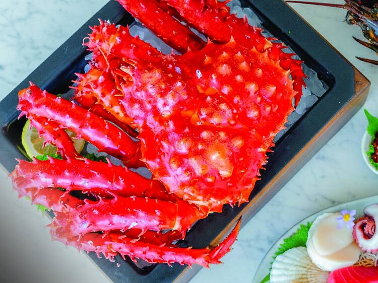 Tuck into unlimited snow crab at Courtyard by Marriott Phuket Town Tuck into unlimited snow crab at Courtyard by Marriott Phuket Town