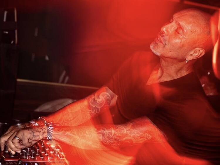 Catch house legend David Morales on the decks at Illuzion Phuket Catch house legend David Morales on the decks at Illuzion Phuket