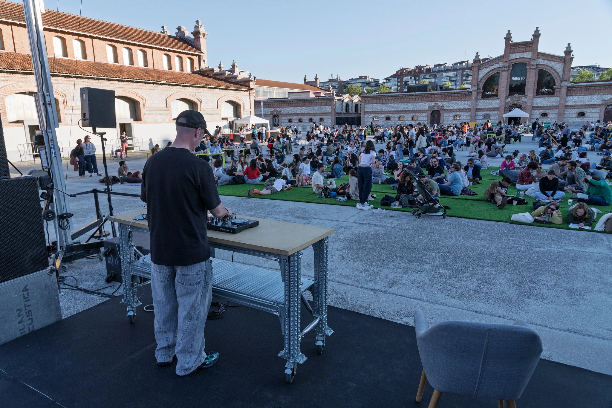 Meet & Read. I&ntilde;aki Domingo