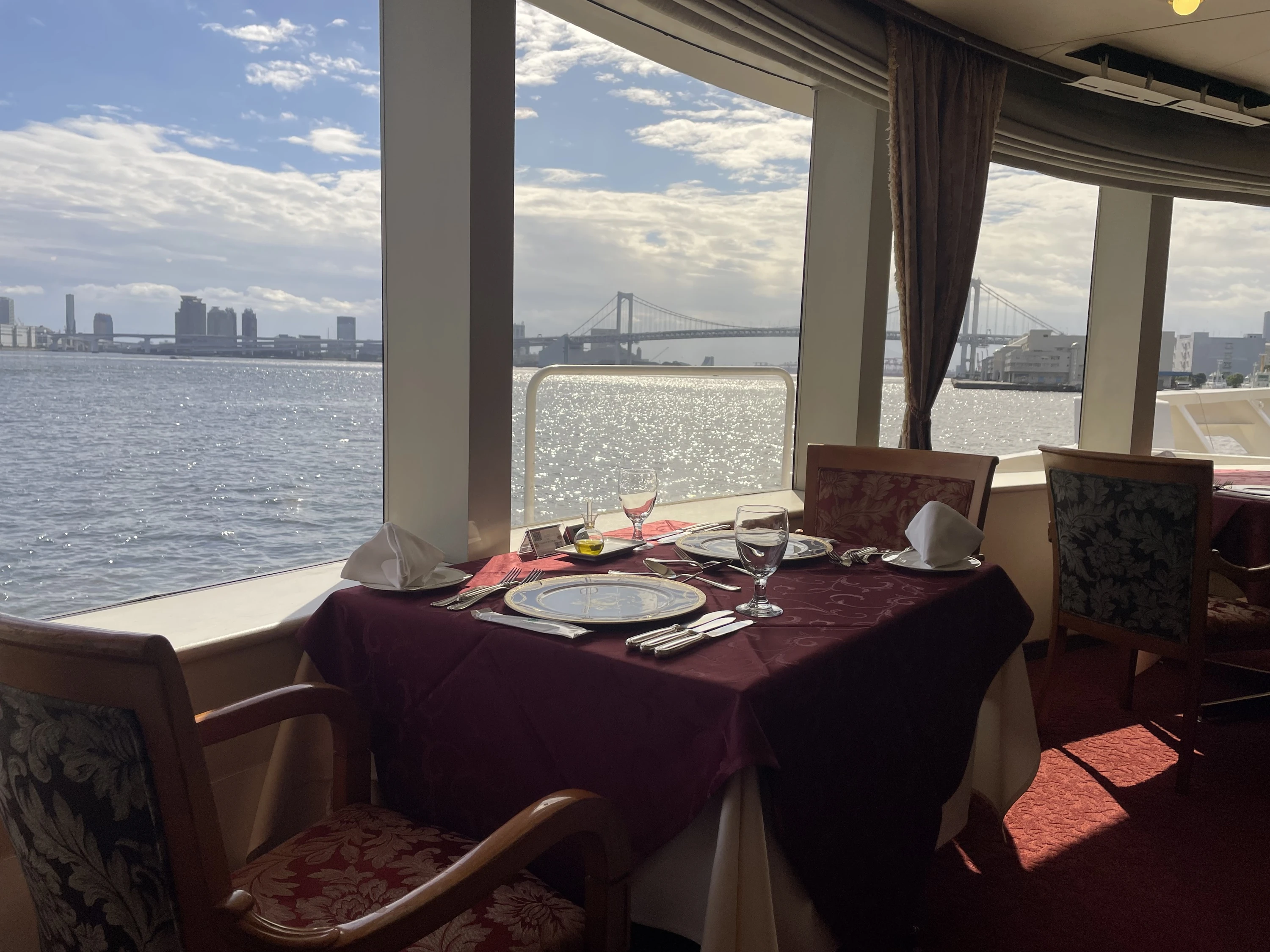 シンフォニークルーズ