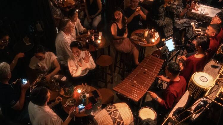 Best 14 bars in Soi Nana (Chinatown)