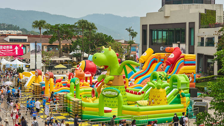 Discovery Bay Easter Egg Hunt on the Beach & Carnival 2026