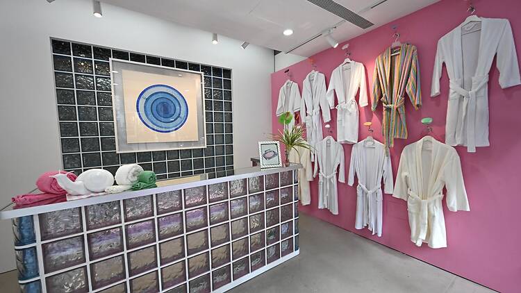 Oi! Spotlight — Jeremy’s Bathhouse Oi! Spotlight — Jeremy’s Bathhouse