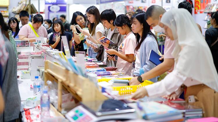 งานสัปดาห์หนังสือแห่งชาติ ครั้งที่ 54 – เทศกาลของคนรักการอ่านที่ใหญ่ที่สุดของปี