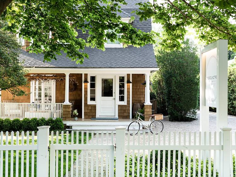 The Roundtree Amagansett (Amagansett)