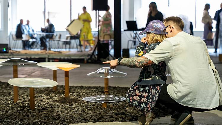 Löydä lasimuseon kansainvälinen näyttelymaailma