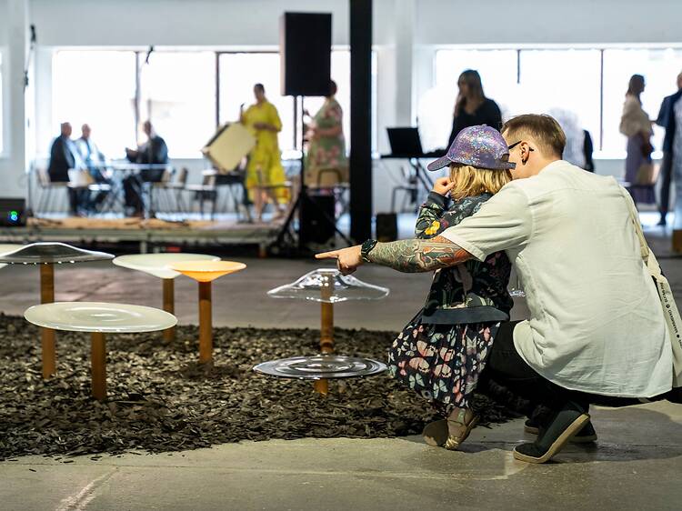 Löydä lasimuseon kansainvälinen näyttelymaailma