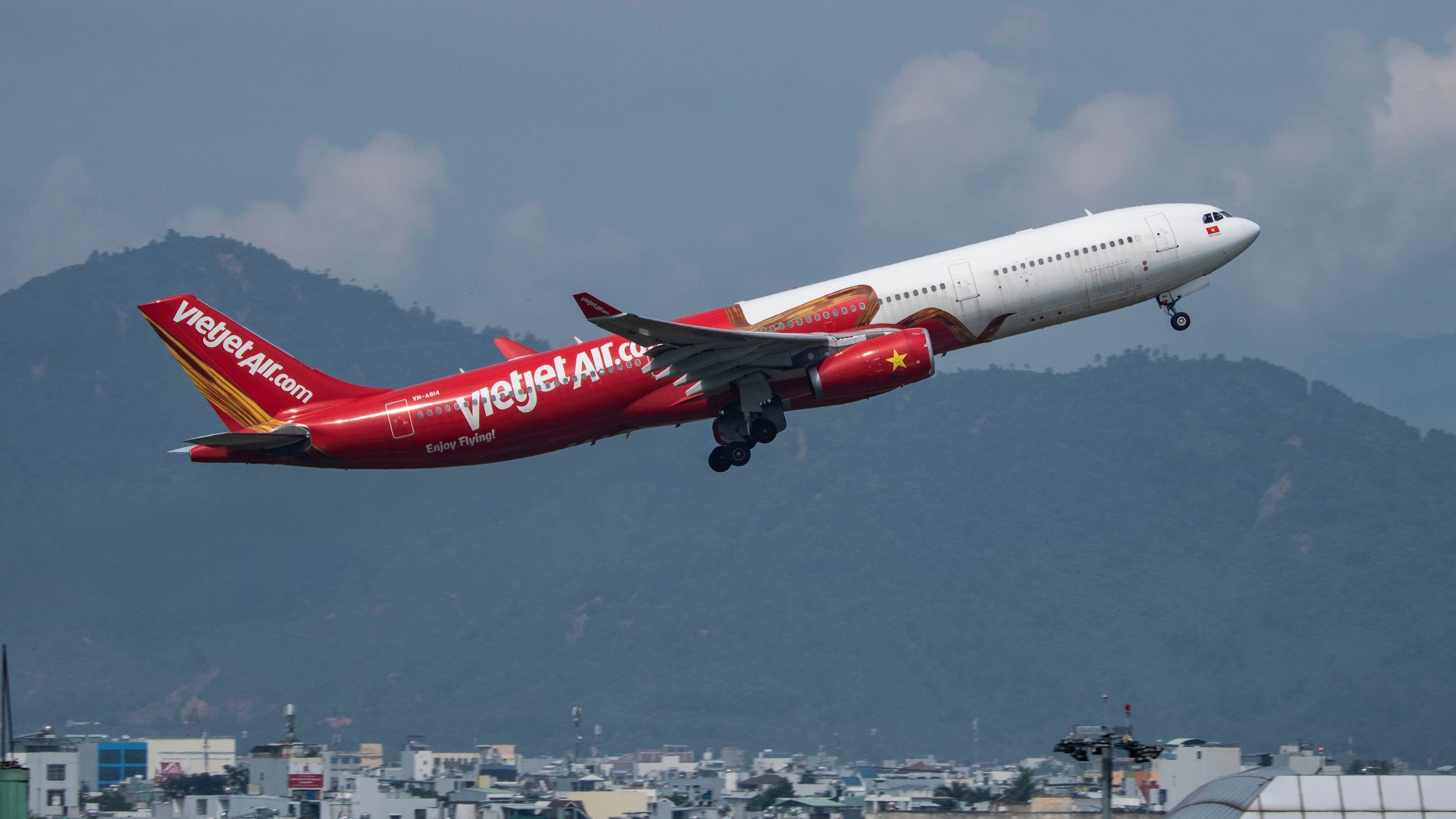 Vietjet launches flights from Da Nang to Jakarta from April 29