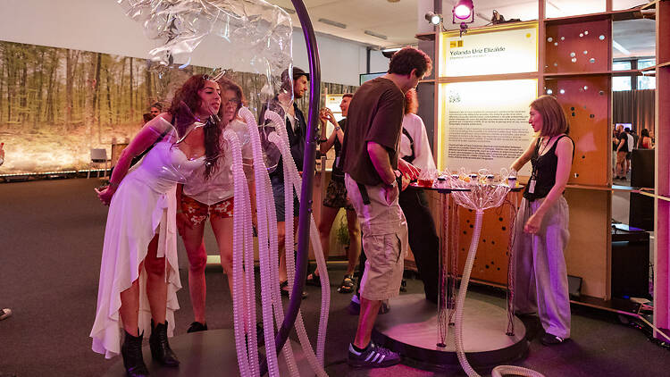 Chemical Calls of Care II Chemical Calls of Care II, Yolanda Uriz. Cecilia Diaz Betz