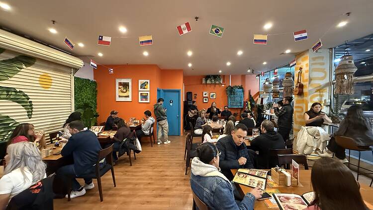 The dining space at Papelón.