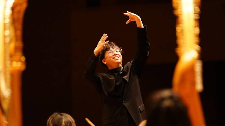 Embark on a cross-cultural musical journey with Kahchun Wong’s Pictures at an Exhibition