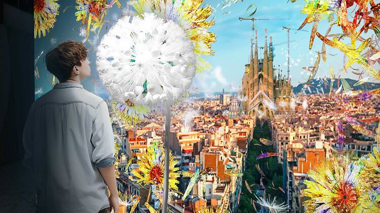 NAKED meets ガウディ展