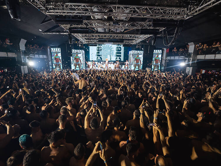 Sortir de festa al Matinée Easter Weekend