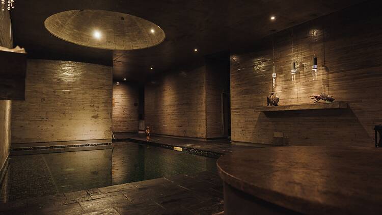 Un ritual de vapor, calma y silencio compartido