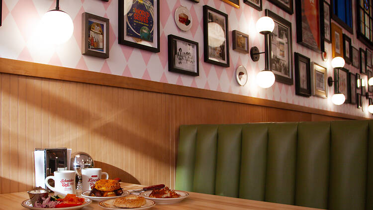 Schneider Deli Lincoln Park