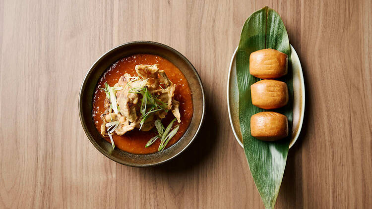 Chilli soft shell crab with mantou bao  - Salted Egg 