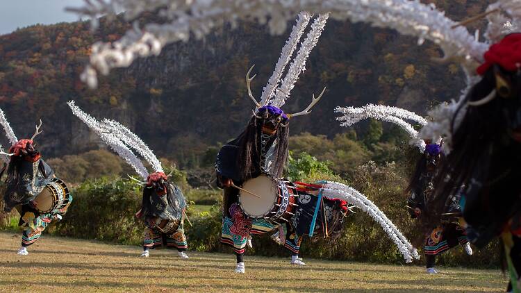Gyozan-ryu Maikawa Shishi Odori