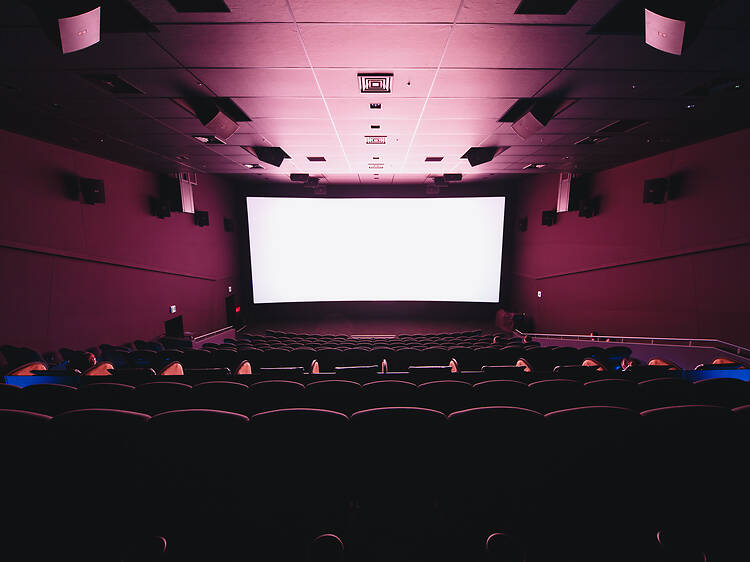 映画を最高のシアター環境で観比べる。