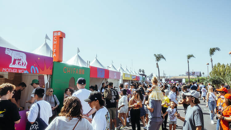 complex family style food festival