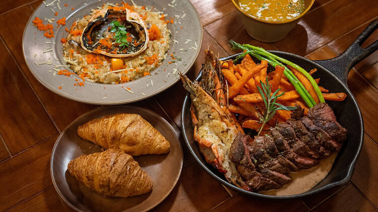 Liberty coffee & wine