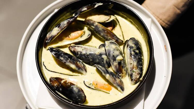 Fishmonger, Roodepoort