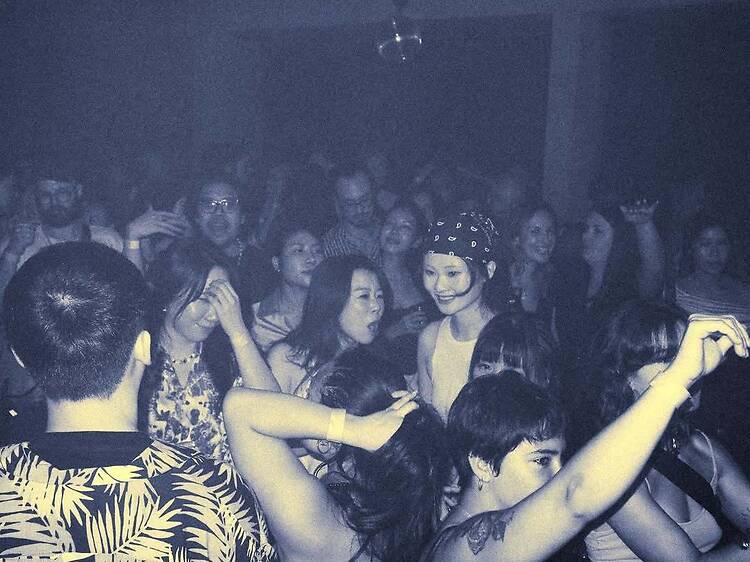 Dance through Songkran night (and till morning) at RomDingDong