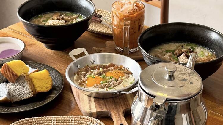 Baan Baan Breakfast