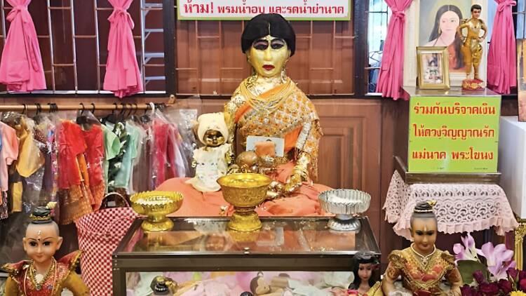 Best Bangkok shrines and sacred sites for Songkran luck