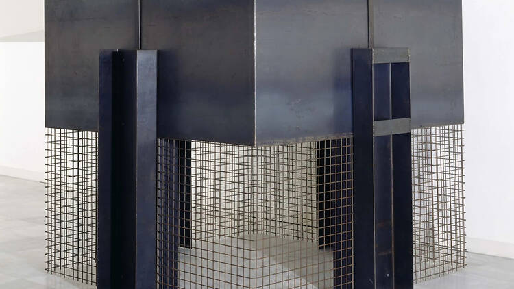 Susana Solano. 'No te pases, con escalera de emergencia', 1989. Sala 11
Susana Solano. 'No te pases, con escalera de emergencia', 1989. Sala 11