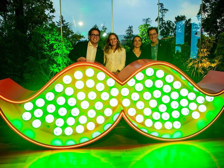 Tus compras diarias ahora te dan puntos para viajar en esta aerolínea