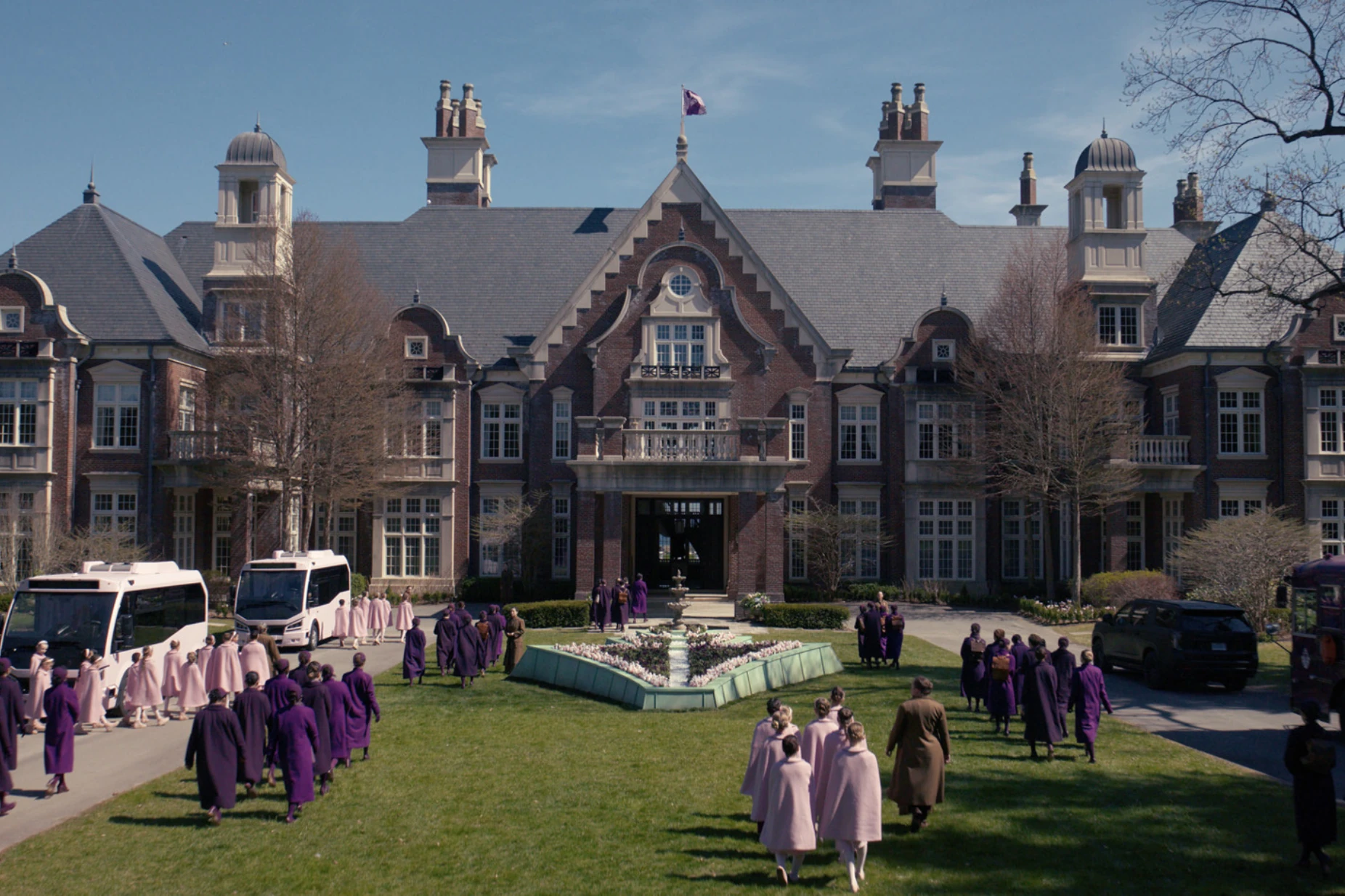 Entrevista con el elenco de Los Testamentos